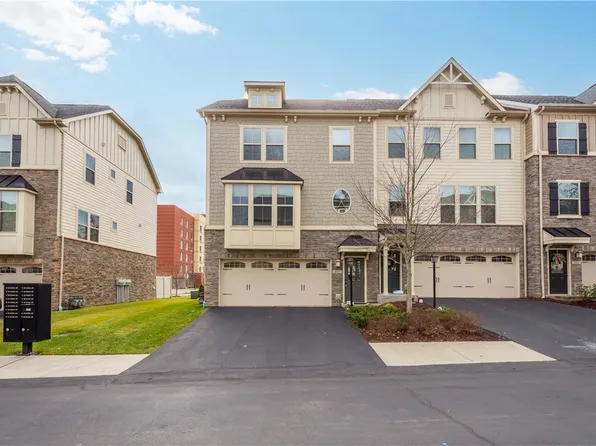 886 Beacon Ln, Pittsburgh, PA 15237