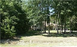 5th image of 19387 Riverwalk Dr