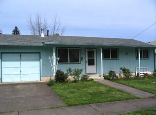 1630 W Main St, Cottage Grove, OR 97424