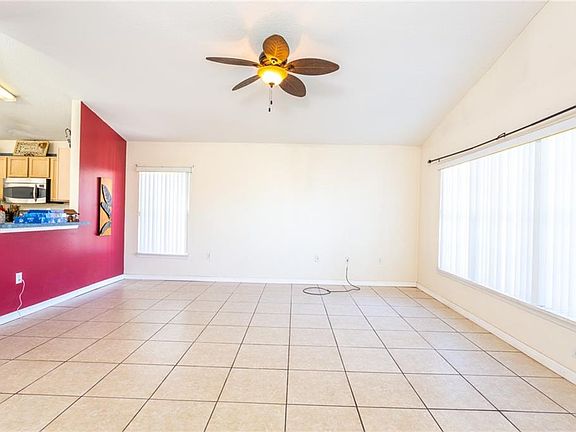 4th image of 3329 Kaleigh Ct