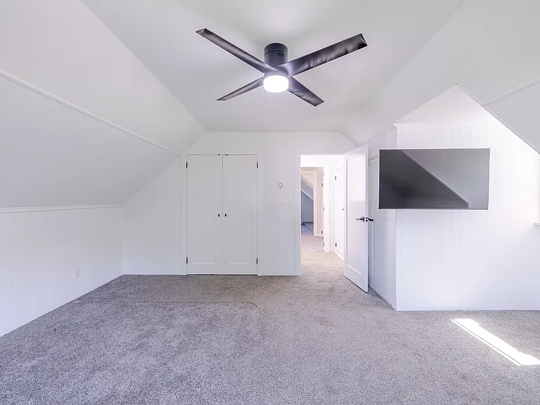 301 Bruce Park Ave — Photo 11