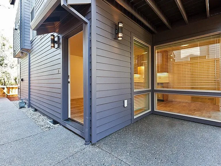 4468 N Michigan Ave #B — Photo 4