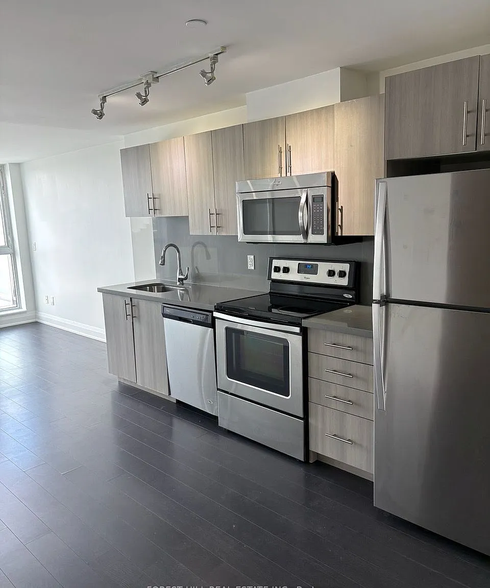 2 bed, $2,600 — Photo 2
