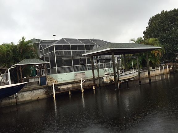 Canal view SE from NE corner