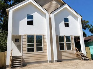 731 E 39th St #A/B, Houston, TX 77022