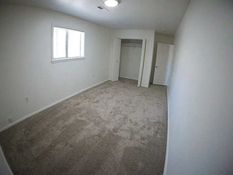 2905 N 3rd St #1 — Photo 10
