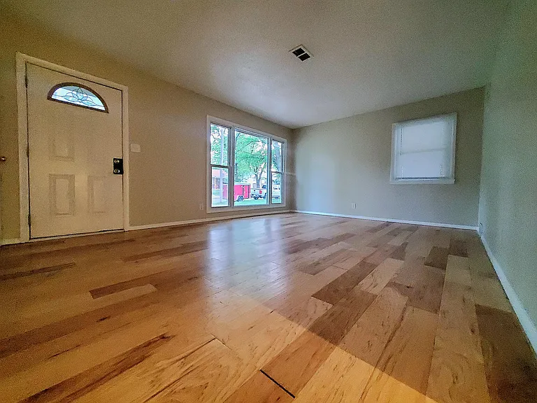 7214 E Castle Dr — Photo 7