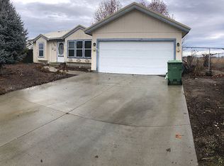 206 Paradise Ct, Fruitland, ID 83619
