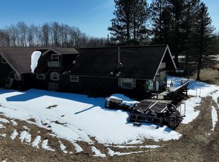 7062 W 50 1/2 Rd, Cadillac, MI 49601