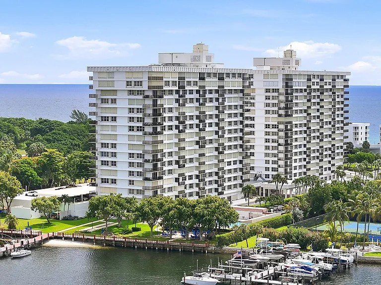 2121 N Ocean Blvd #405W — Photo 46