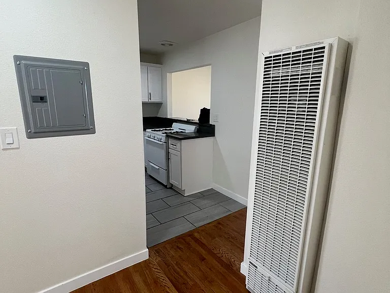 224 S Lyon St #7 — Photo 8