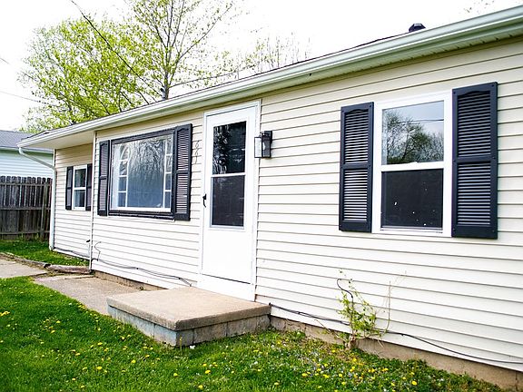 2nd image of 661 Brace Ave