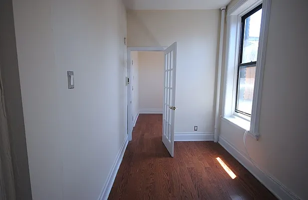 Rented by Bold New York | media 52