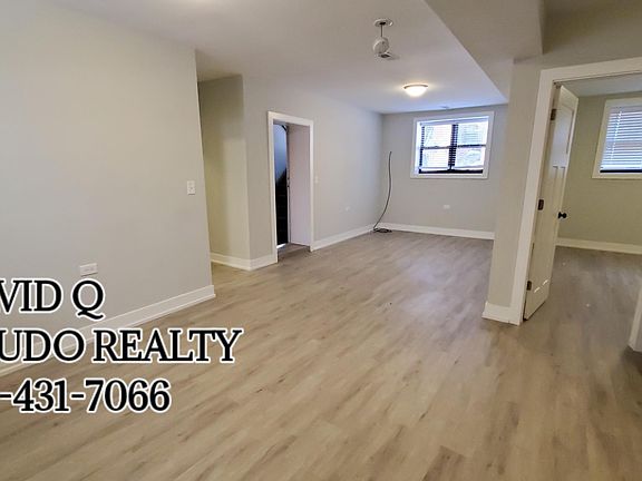 4th image of 811 W Waveland Ave