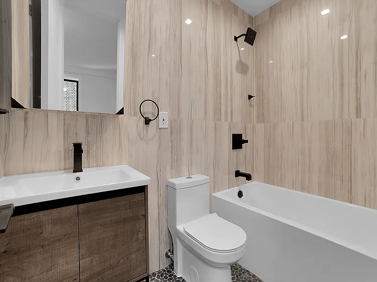 740 W End Ave #43 — Photo 9