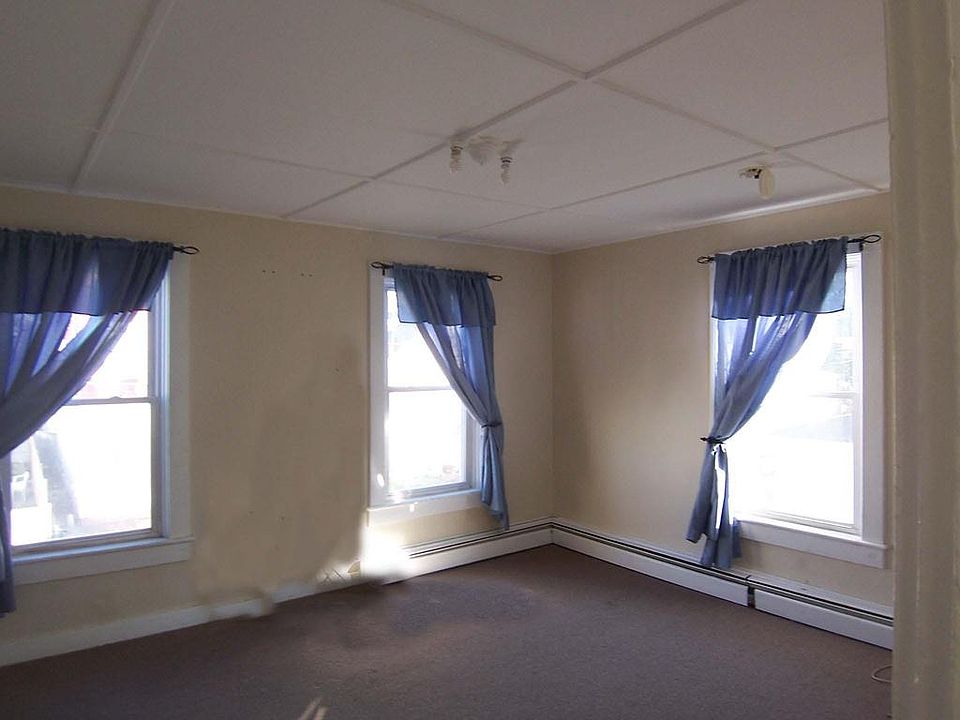 2nd image of 24 Hall Ave #2