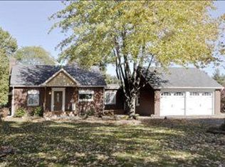 17301 G Dr N, Marshall, MI 49068