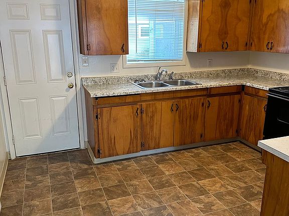 2nd image of 2551-2578 Hyde Ct SE #2560