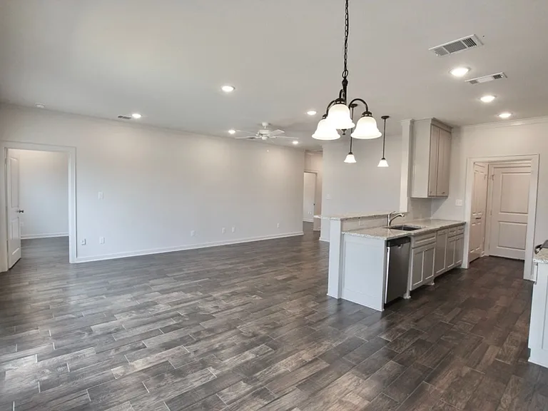 703 Freedom Way — Photo 11