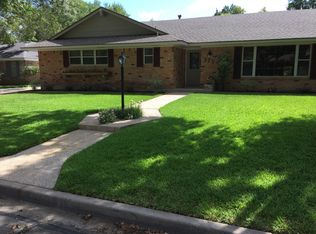 5720 Lakemont Dr, Waco, TX 76710