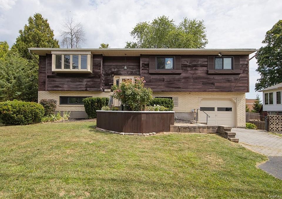 1st image of 6 Govan Dr
