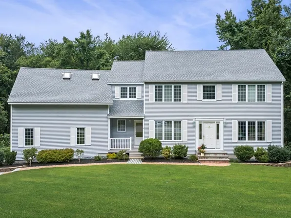 5 Alexandra Cir, Southborough, MA 01772