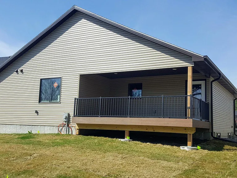5128 Betty Lou Blvd — Photo 2