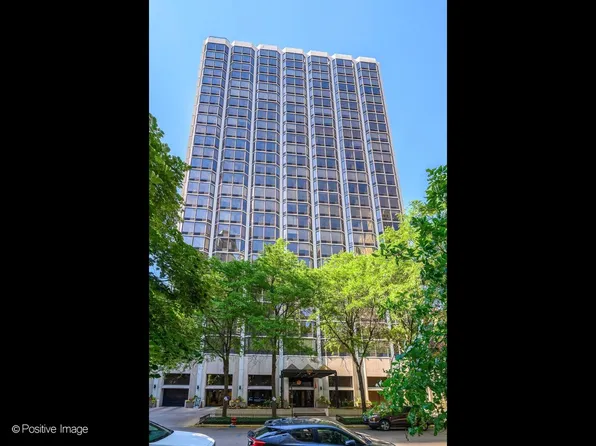 50 E Bellevue Pl APT 1804, Chicago, IL 60611