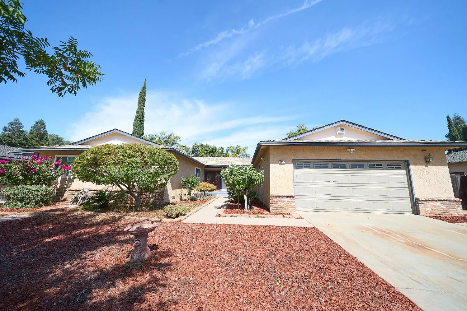 2060 W Los Altos Ave photo 1