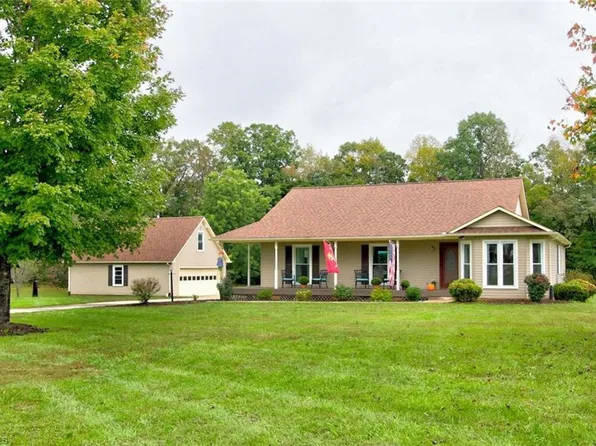 335 Steeplechase Trl, Salisbury, NC 28144