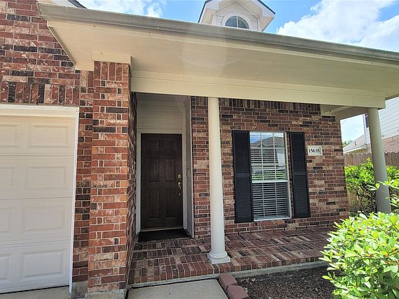 3rd image of 15635 Kentwater Ct