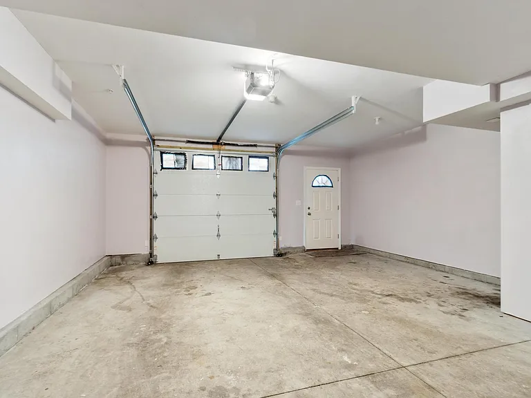 7 Butler Ave #5 — Photo 2