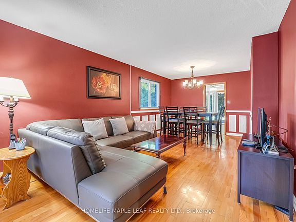5th image of 14 Manitou Cres