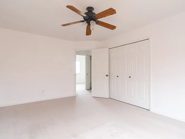 1395 Roseville Dr — Photo 34