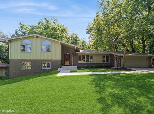 1711 Plaza Cir, Windsor Heights, IA 50324