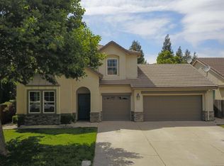 5527 Saxon Way, Riverbank, CA