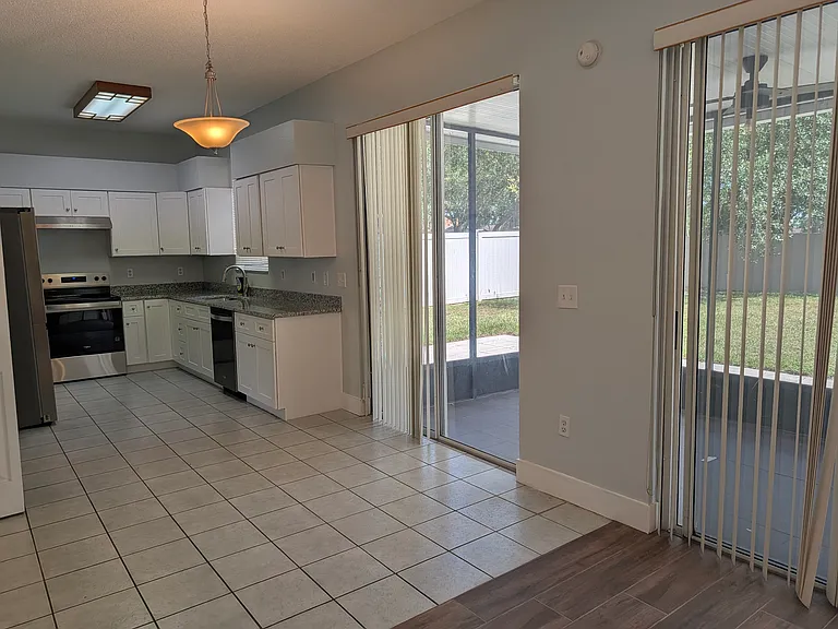 11435 Georgetown Cir — Photo 10