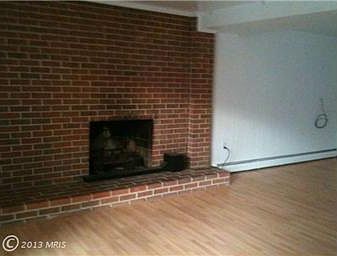 2nd image of 13904 Grove Ct