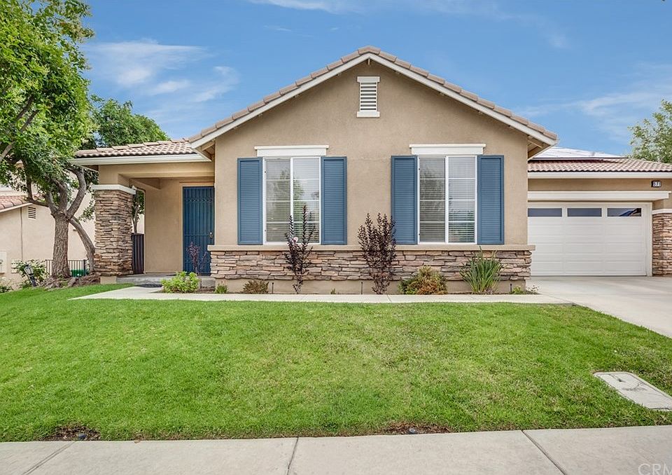1st image of 571 Shasta Cir