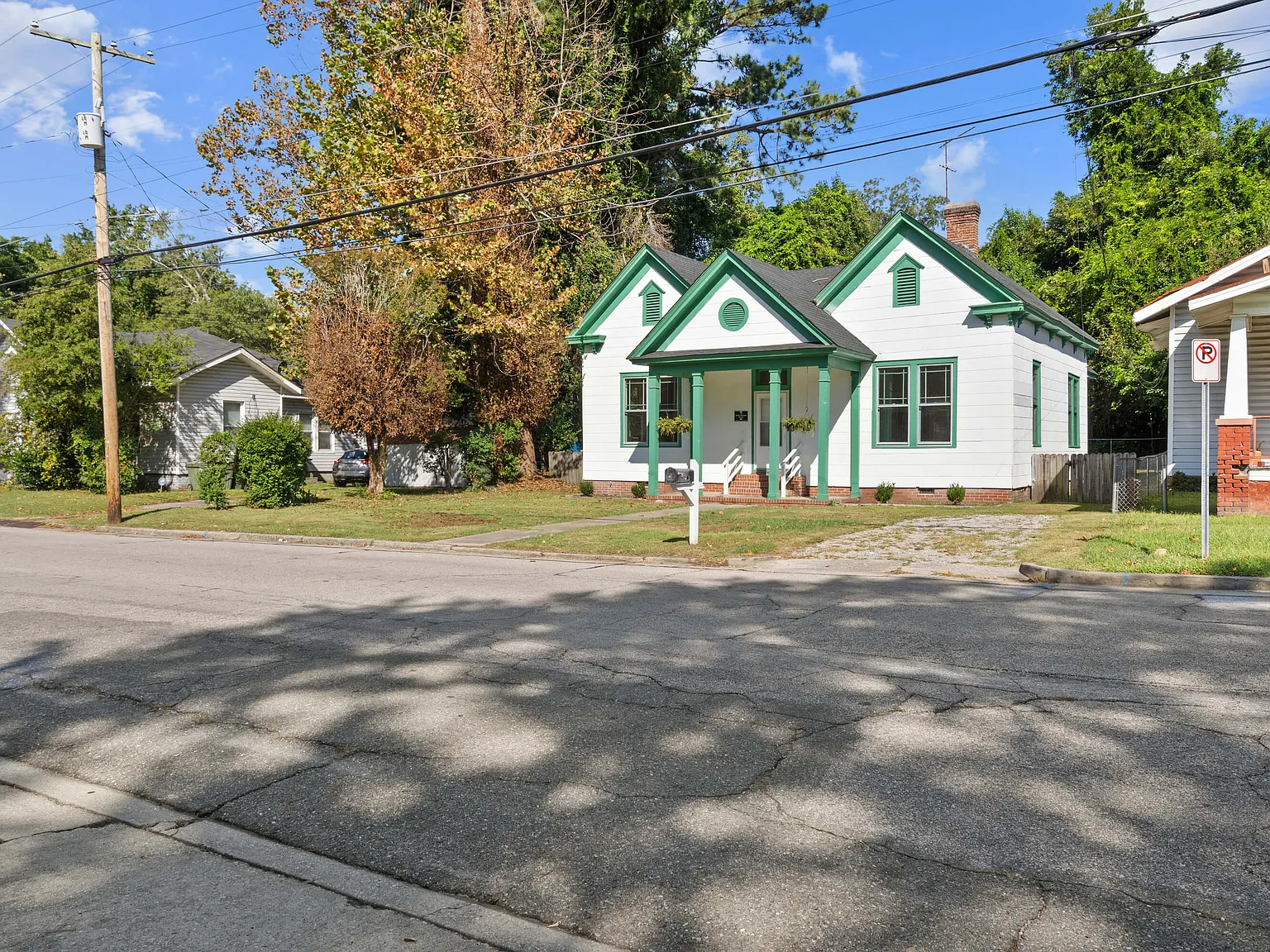 3 bed, 1758 sqft, $1,475 — Photo 2