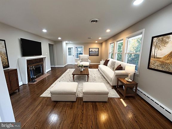 5th image of 5612 Namakagan Rd