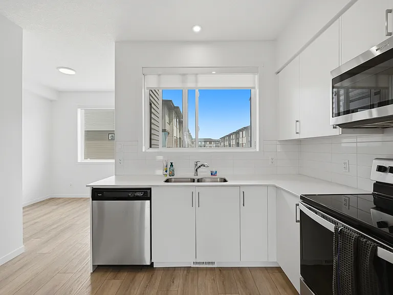 880 Cornerstone Blvd NE #880 — Photo 25