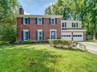 13622 Strathaven Dr, Matthews, NC 28105