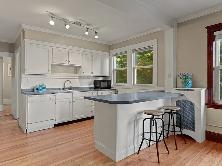 195 South St #4 — Photo 16