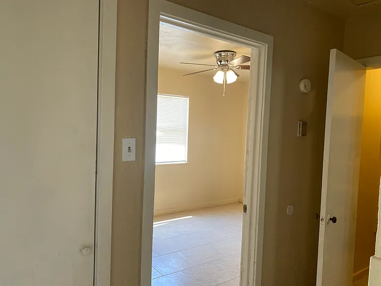 2805 Stearns Ave — Photo 11