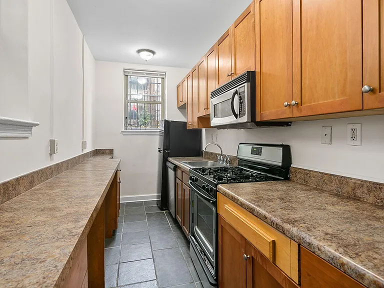 3937 S St SE — Photo 19