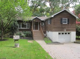 4 Wallkill Dr, Sussex, NJ 07461