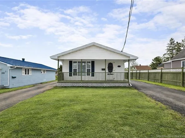 199 Cedar St, Moncton, NB E1C 7L6