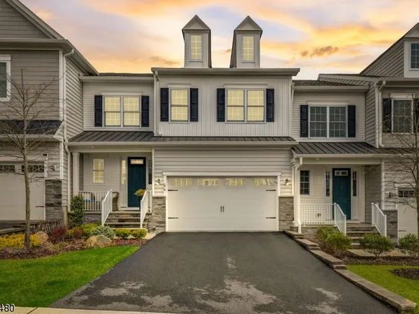 44 Juniper Ct, Cedar Grove Twp., NJ 07009