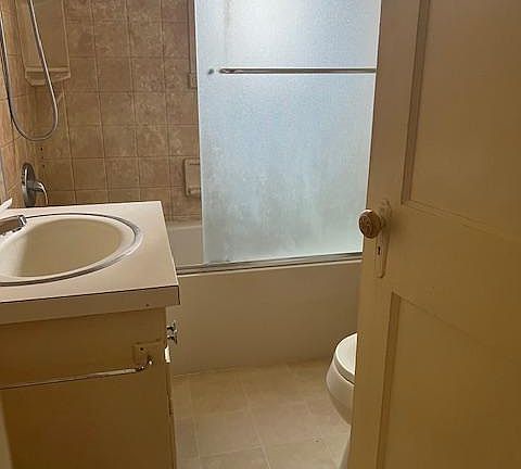 5th image of 16157 Patrick Ave
